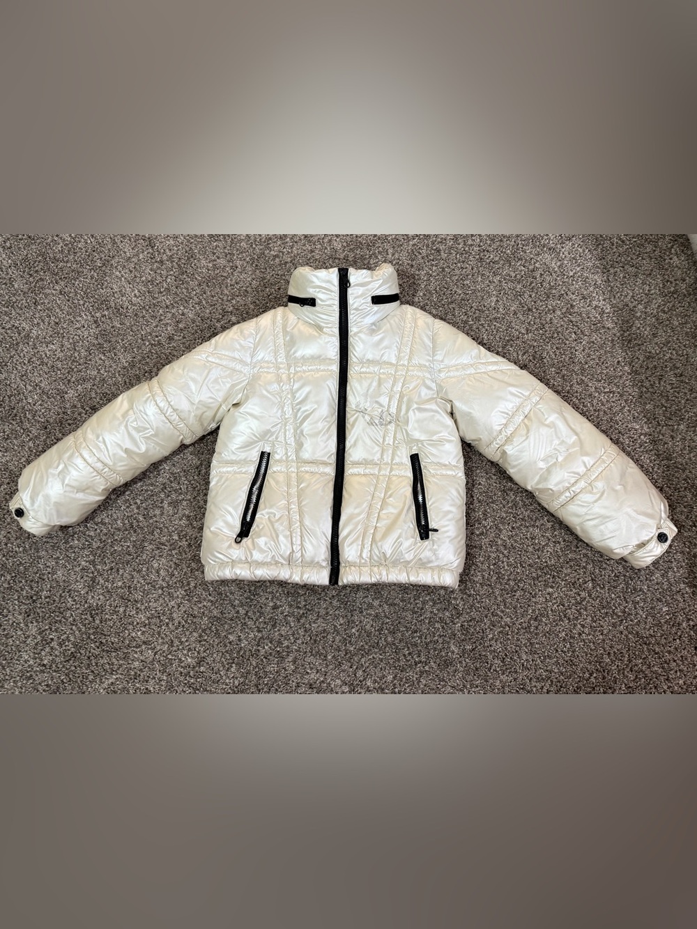 Girls Steve Madden White Puffer Jacket with Black Trim - Picture 2 of 10